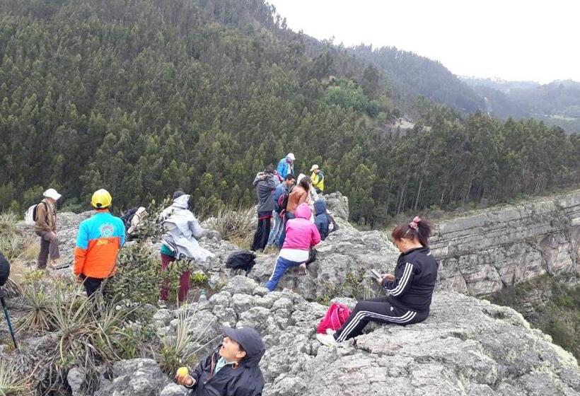 호스텔 Estancia Cucunuvaca