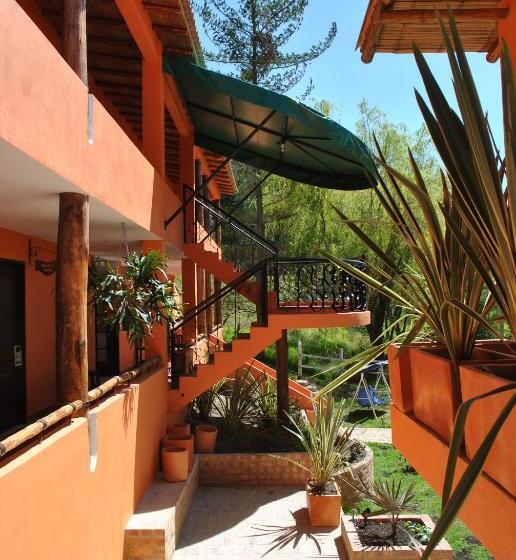 호스텔 Estancia Cucunuvaca