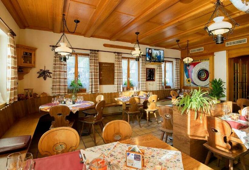 ユースホステル Garni Bären Rüegsau