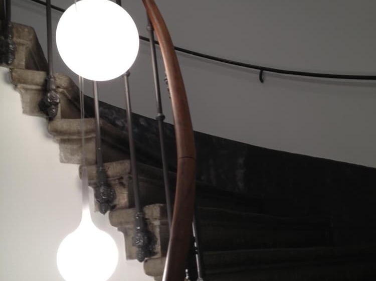 הוסטל Hôtel Au Boeuf Rouge