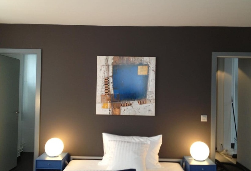 הוסטל Hôtel Au Boeuf Rouge