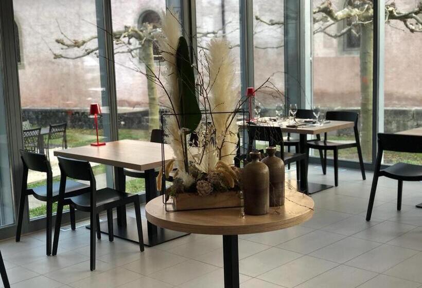 הוסטל Hôtel Au Boeuf Rouge