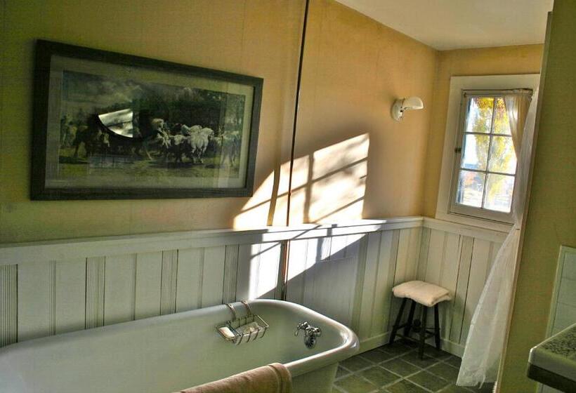 הוסטל Old Pioneer Garden Country Inn