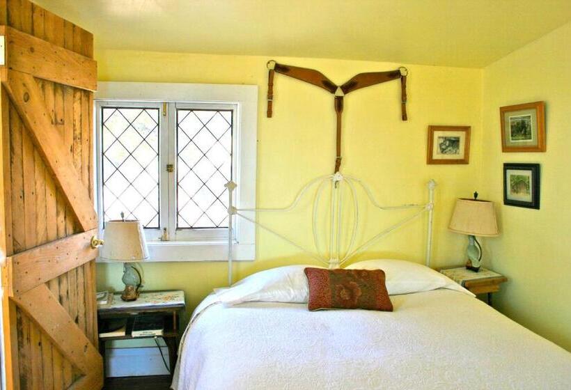 הוסטל Old Pioneer Garden Country Inn