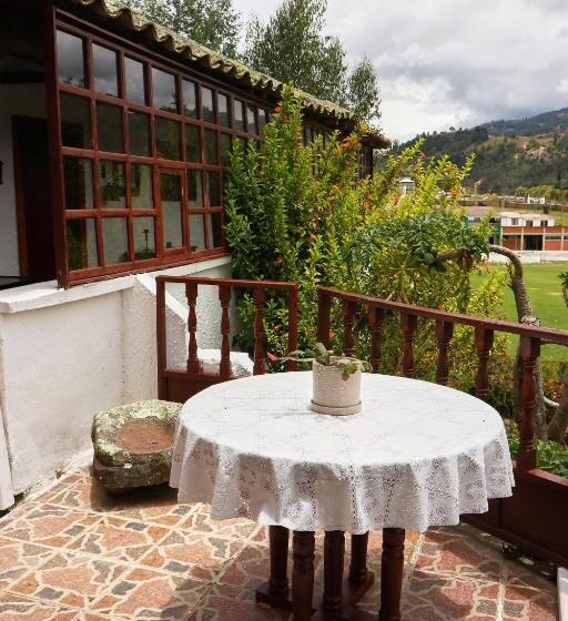 Общежитие Posada El Portal De La Loma