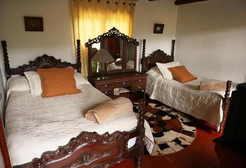 Общежитие Posada El Portal De La Loma