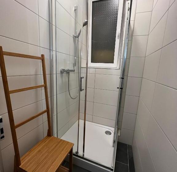 فندق صغير Smartroom Hotel Rössli Hunzenschwil