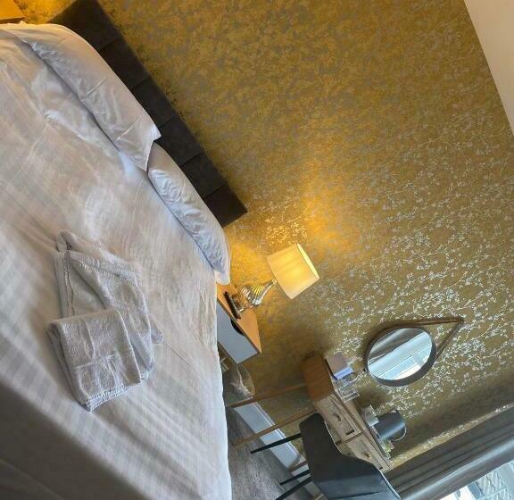 호스텔 The Old Ship