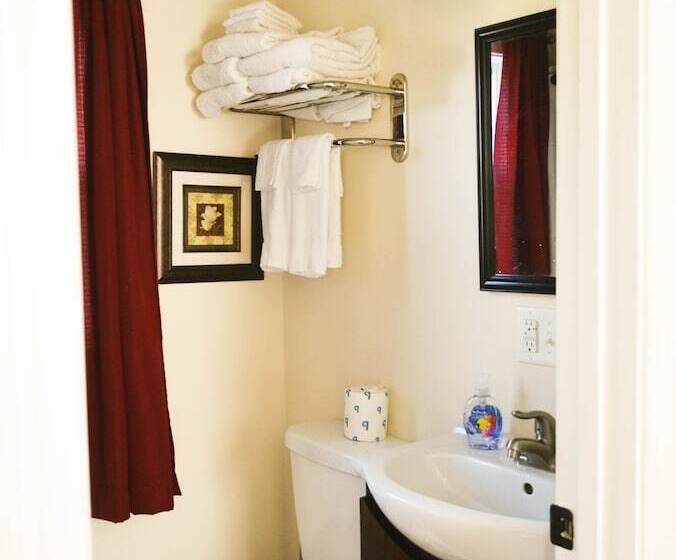 فندق صغير The Whitetail And Suites