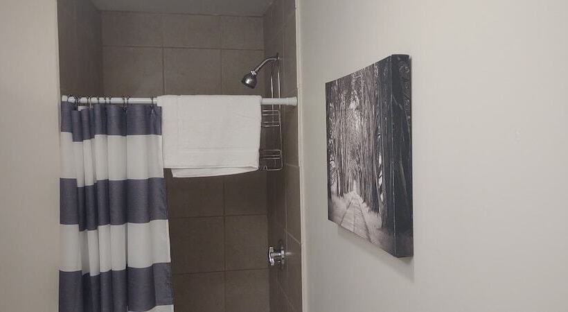 فندق صغير The Whitetail And Suites