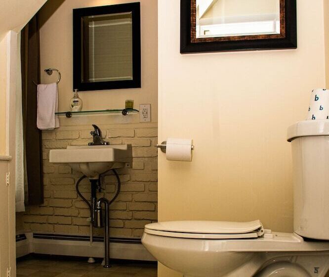 فندق صغير The Whitetail And Suites