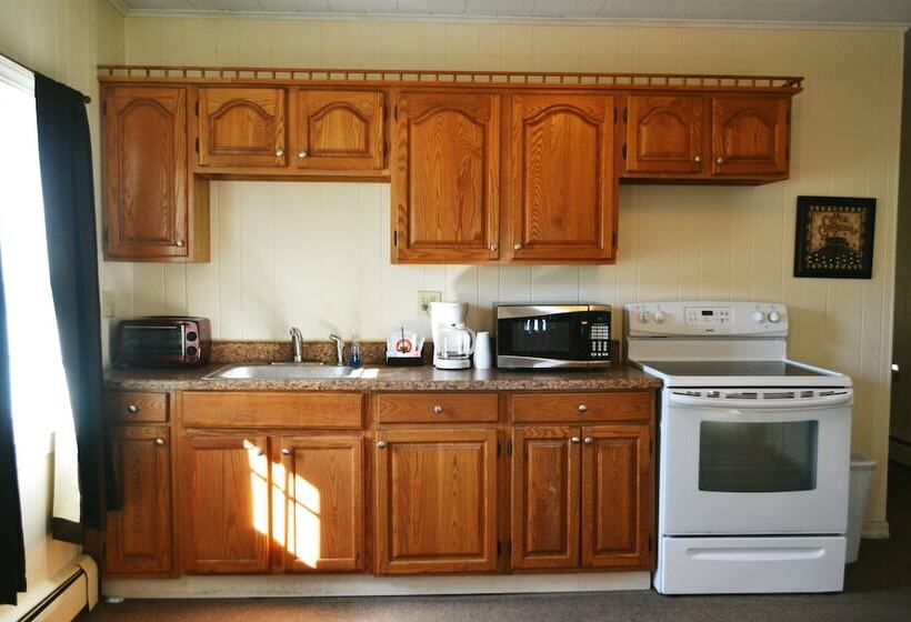 فندق صغير The Whitetail And Suites