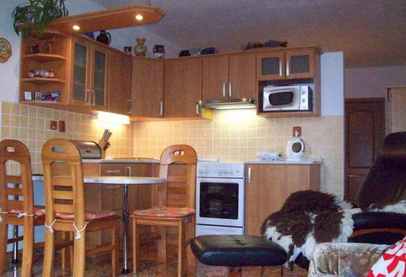 Apartmány A Chalupa Tara