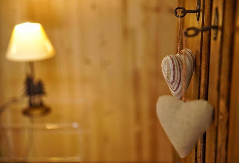 Auberge Lou Créton Di Lui Hostel