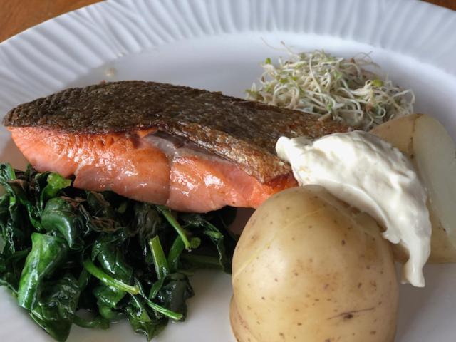 צימר Alert Bay Lodge