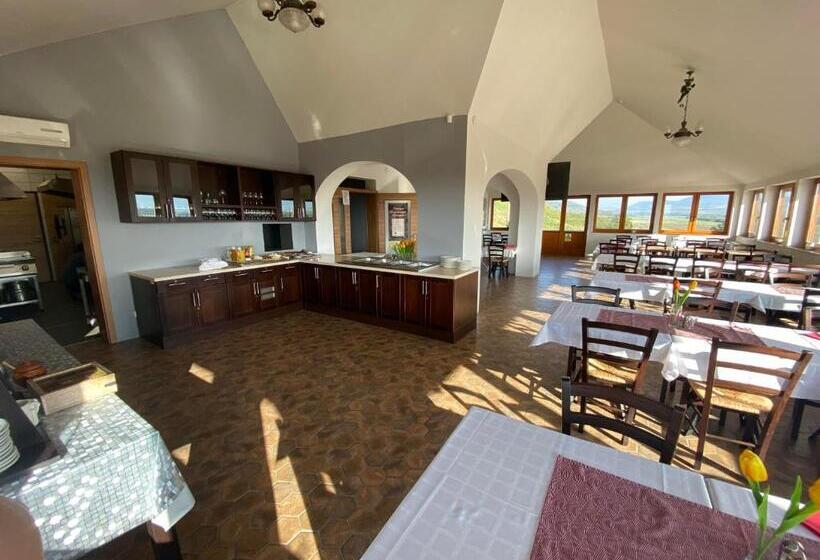 ベッドアンドブレックファースト Angyal Borászat és Panzió