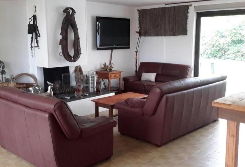 Bed and Breakfast Au Gallodrome Maison D Hôtes Et Table D Hôtes En Estaminet Privé