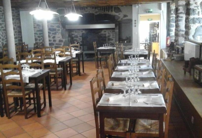 민박 Auberge Les Fontilles