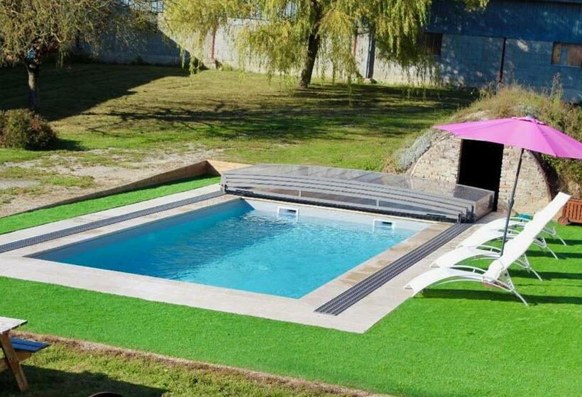 مبيت وإفطار Chambres D Hôtes Aux Portes Des Tumuli