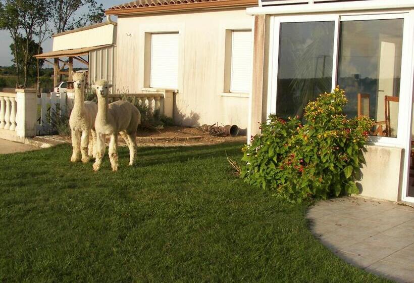 住宿加早餐  Chambre D'hôtes Les Ormeaux