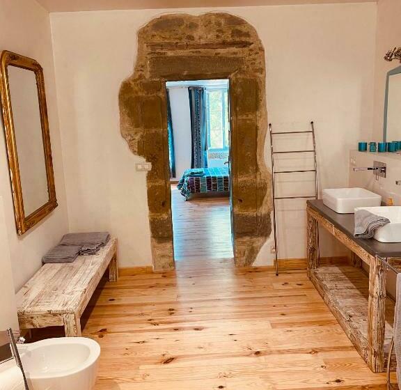 ベッドアンドブレックファースト Chambres D Hôtes Domaine Saint Joly