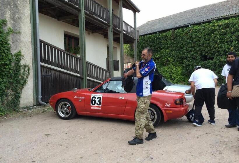 مبيت وإفطار Chambres D'hôtes Les Templiers