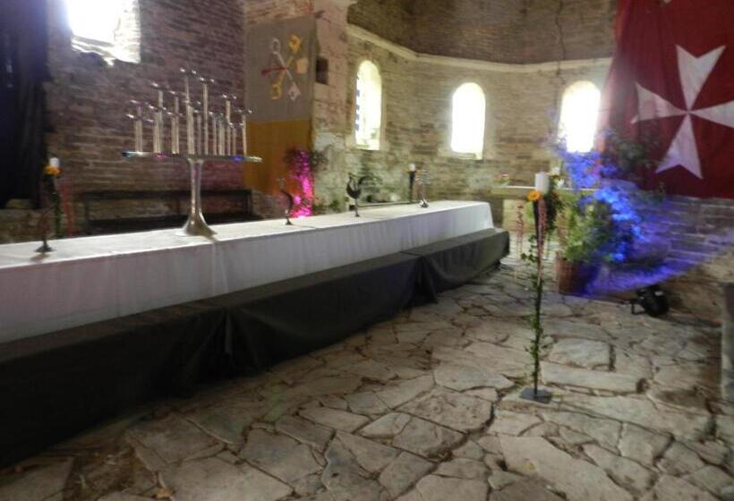 צימר Chambres D'hôtes Les Templiers