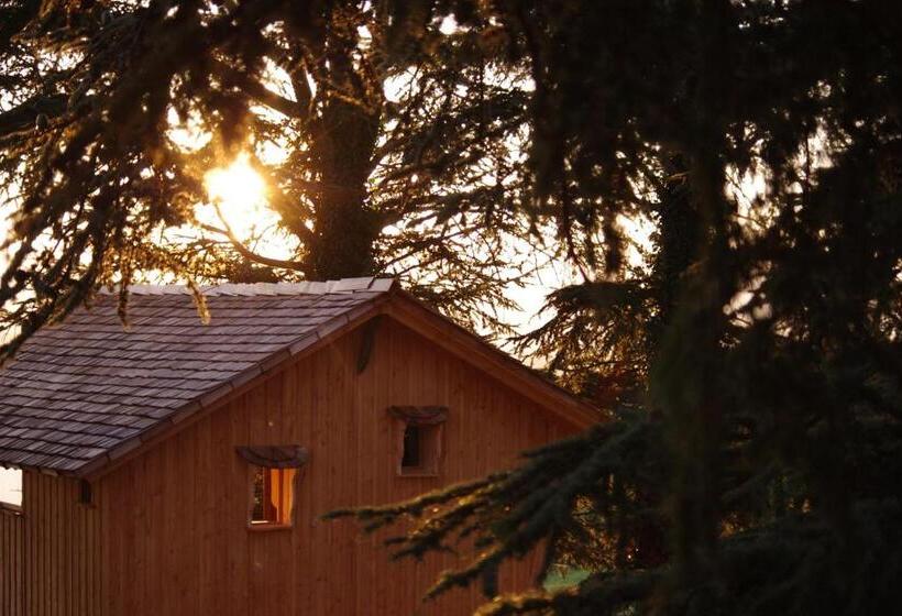 مبيت وإفطار Domaine Des Grands Cèdres