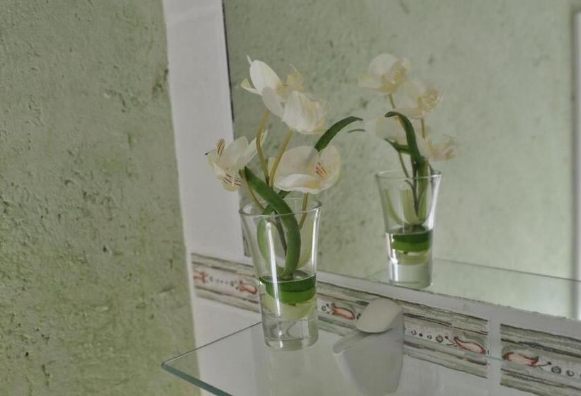 مبيت وإفطار Grange De La Herde