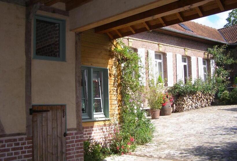 مبيت وإفطار Grange De La Herde