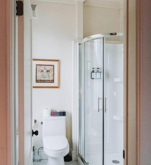 住宿加早餐 Manoir Des Curiosits