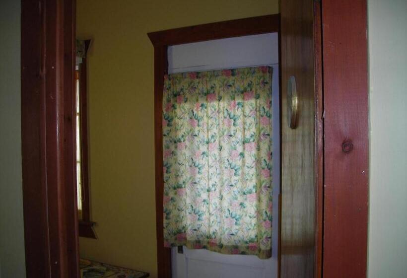 Bed and Breakfast Gîte Des Hauteurs Et Café De La Place