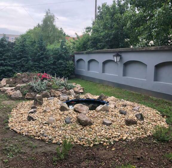 住宿加早餐  Kerekes Panzió és étterem