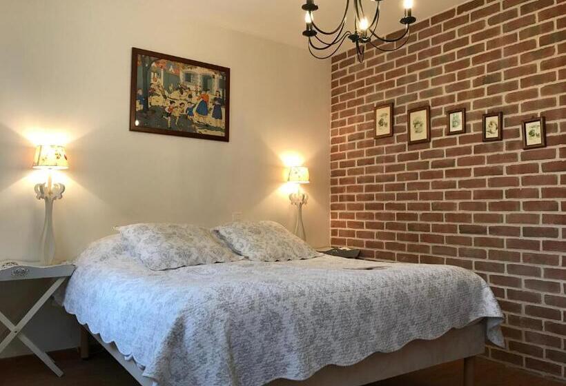 مبيت وإفطار La Nicoulette