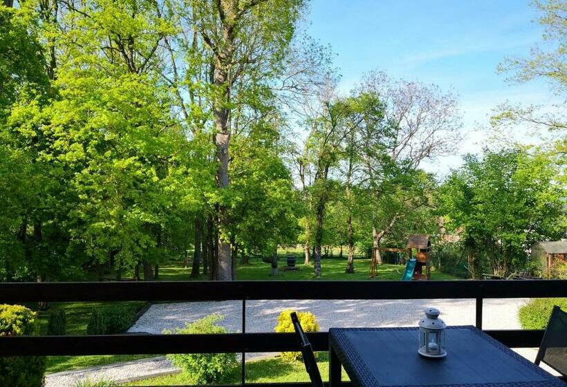 ベッドアンドブレックファースト La Rose Des Vents