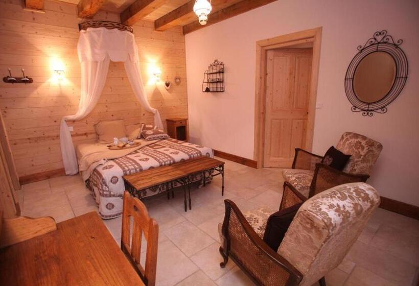 צימר La Tour Du Coq Doré