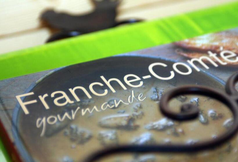 צימר La Tour Du Coq Doré