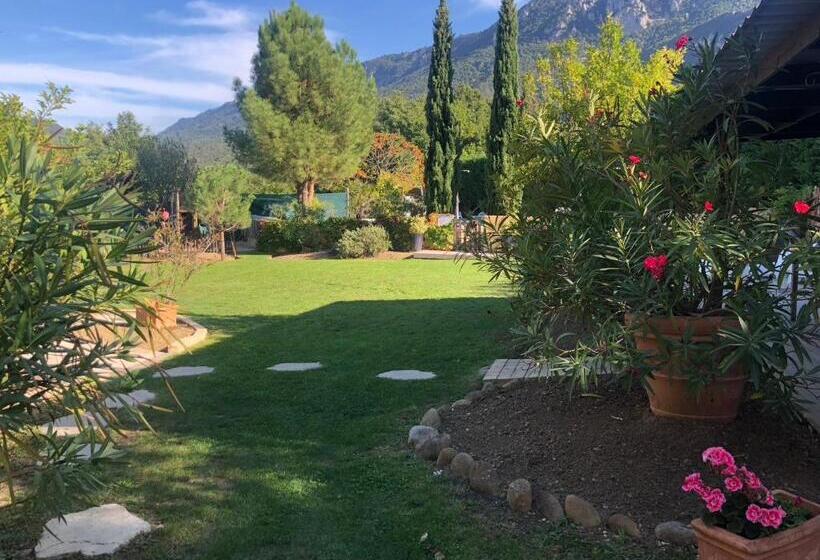 مبيت وإفطار Le Jardin Des Gorges