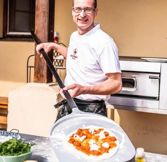 צימר Barka Galéria Hotel és étterem