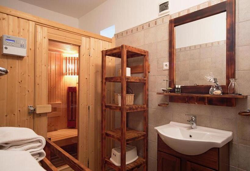 민박 Barka Galéria Hotel és étterem