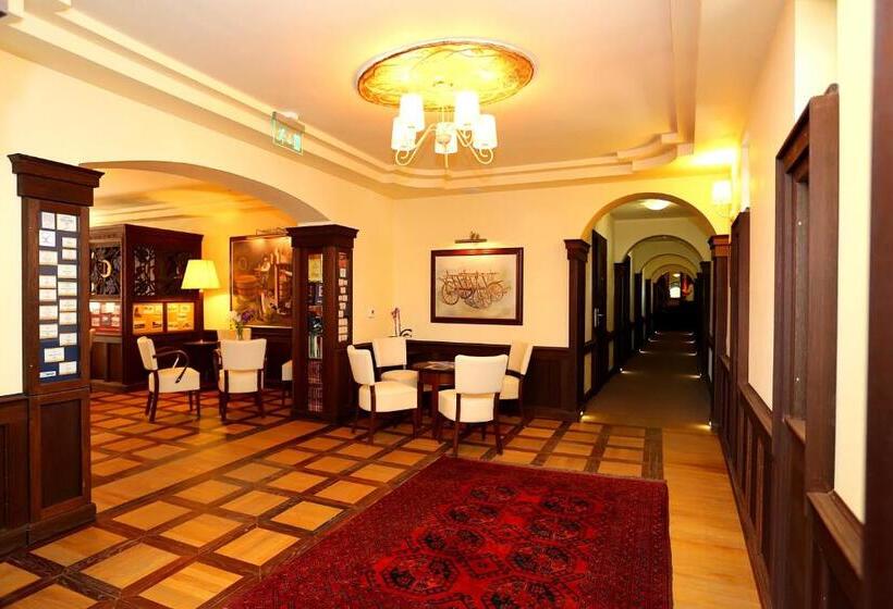 צימר Barka Galéria Hotel és étterem