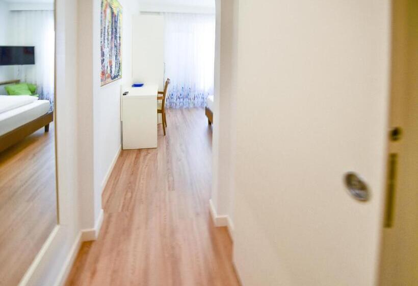 مبيت وإفطار Pension Martha