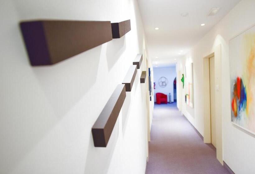 مبيت وإفطار Pension Martha