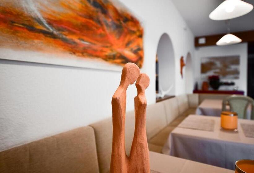 مبيت وإفطار Pension Martha