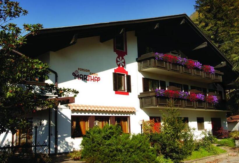 مبيت وإفطار Pension Martha