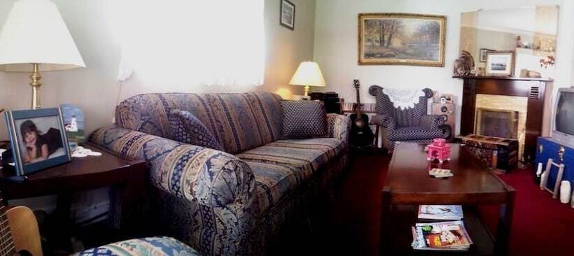 住宿加早餐  The Spaniards Room Heritage Home