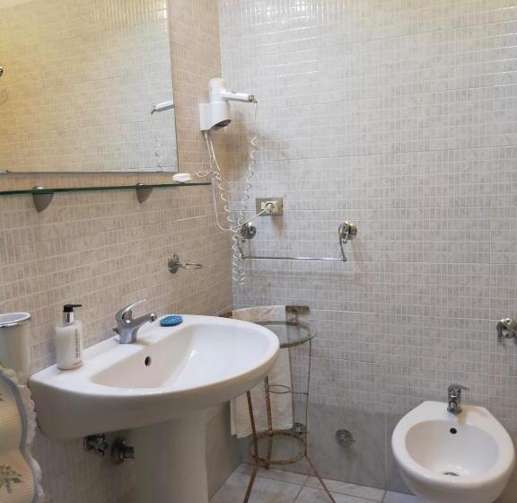 住宿加早餐  Villa Genny