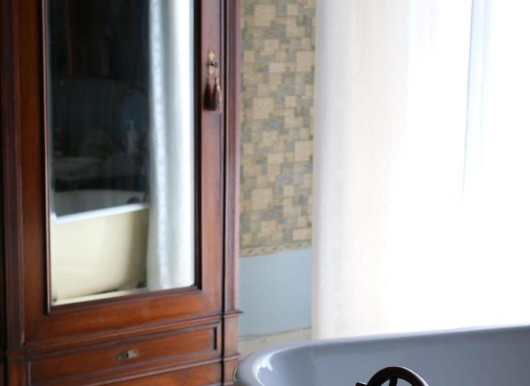 مبيت وإفطار Villa Genny