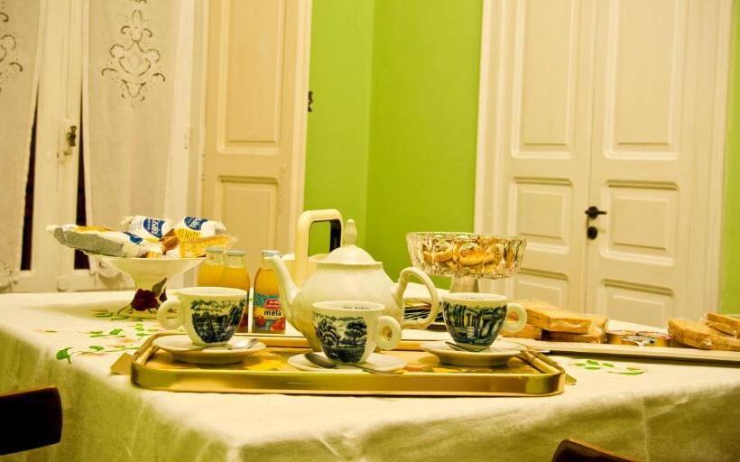 住宿加早餐  Villa Genny