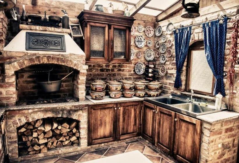 Bástya Panzió és étterem